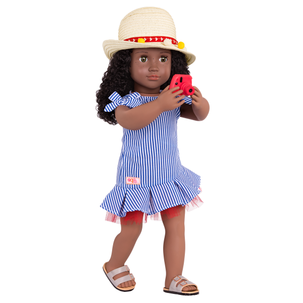 Sweet Souvenirs Deluxe Outfit for 18-inch Dolls with Accessories