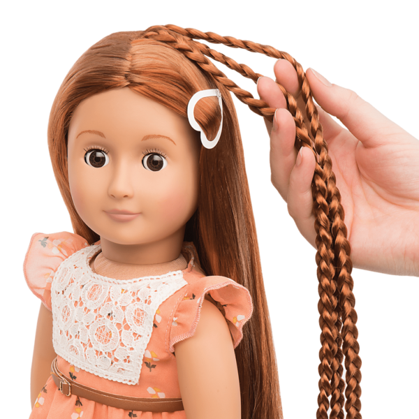 BD31071 Patrice Hairplay Doll hair extension detail