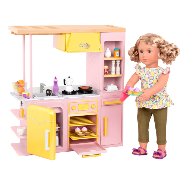 Sweet Kitchen Set with Noelle